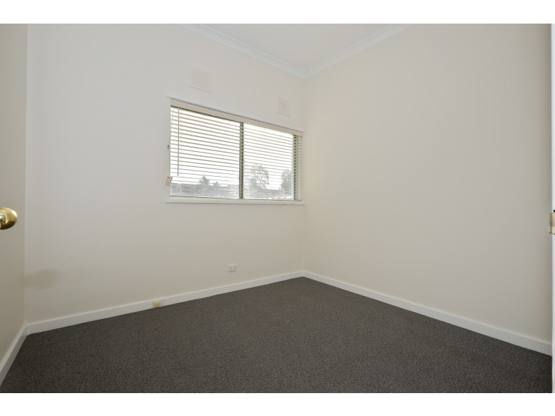 22E CASSERLEY AVENUE, Girrawheen WA 6064