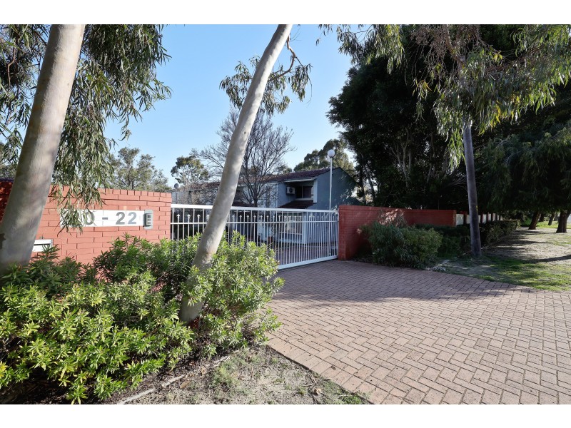 22E CASSERLEY AVENUE, Girrawheen WA 6064