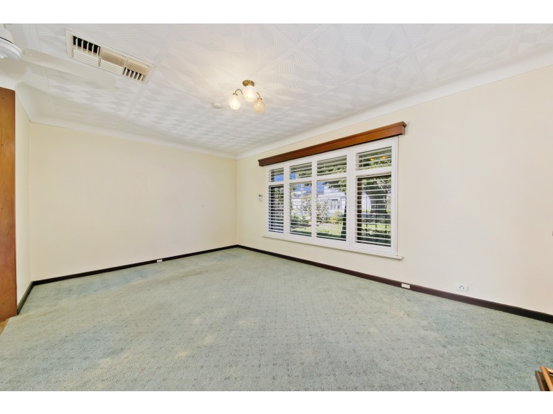 42 VALERIE STREET, Dianella WA 6059