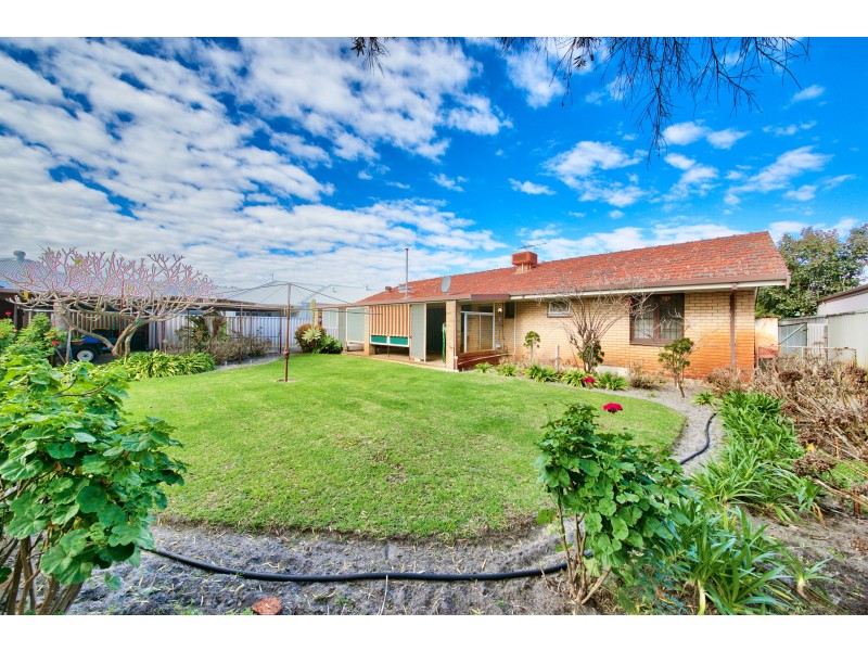 42 VALERIE STREET, Dianella WA 6059