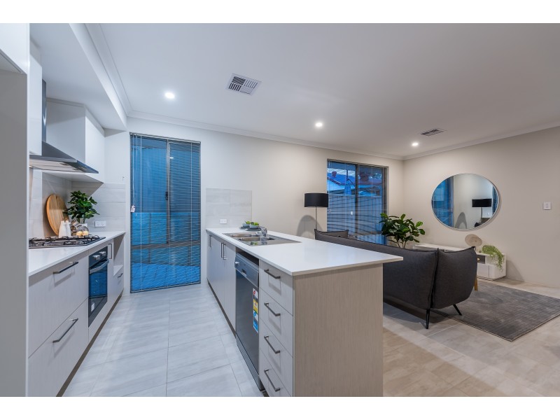 84 MCKENZIE WAY, Embleton WA 6062