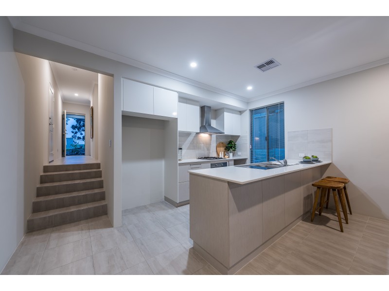 84 MCKENZIE WAY, Embleton WA 6062