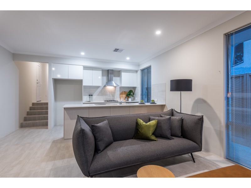 84 MCKENZIE WAY, Embleton WA 6062