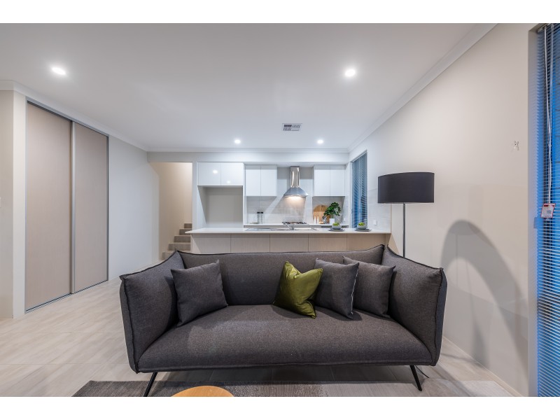 84 MCKENZIE WAY, Embleton WA 6062