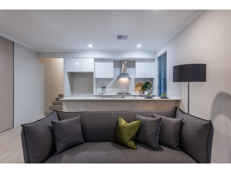 84 MCKENZIE WAY, Embleton WA 6062