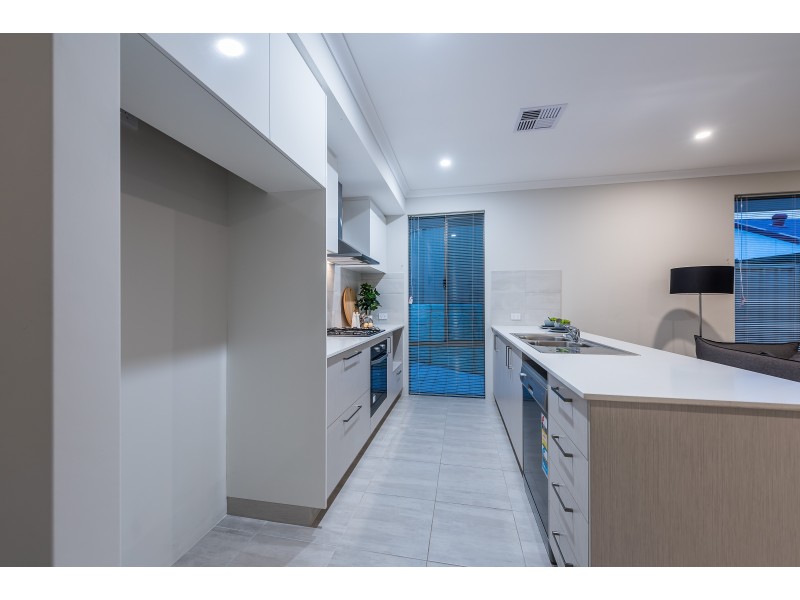 84 MCKENZIE WAY, Embleton WA 6062