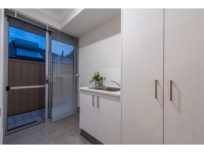 84 MCKENZIE WAY, Embleton WA 6062