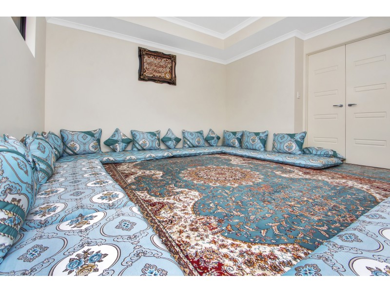 6 VIVANTE LOOP, Landsdale WA 6065