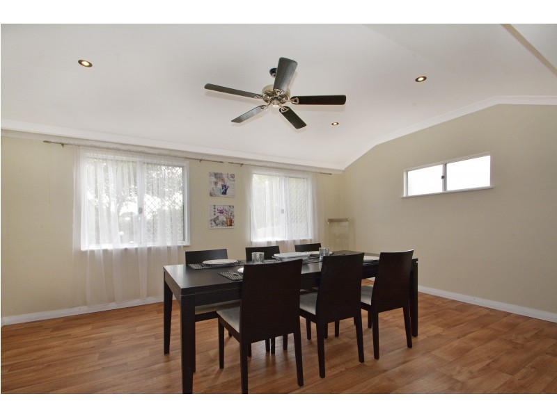 15 GAYFORD WAY, Girrawheen WA 6064