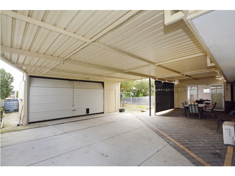 15 GAYFORD WAY, Girrawheen WA 6064