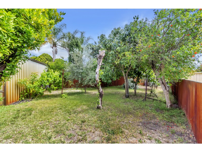40 PURLEY STREET, Bayswater WA 6053