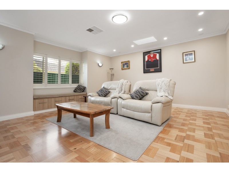 8 Ballart Way, Dianella WA 6059