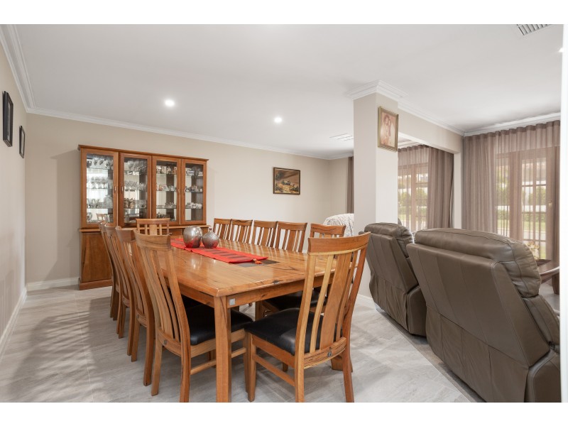 8 Ballart Way, Dianella WA 6059