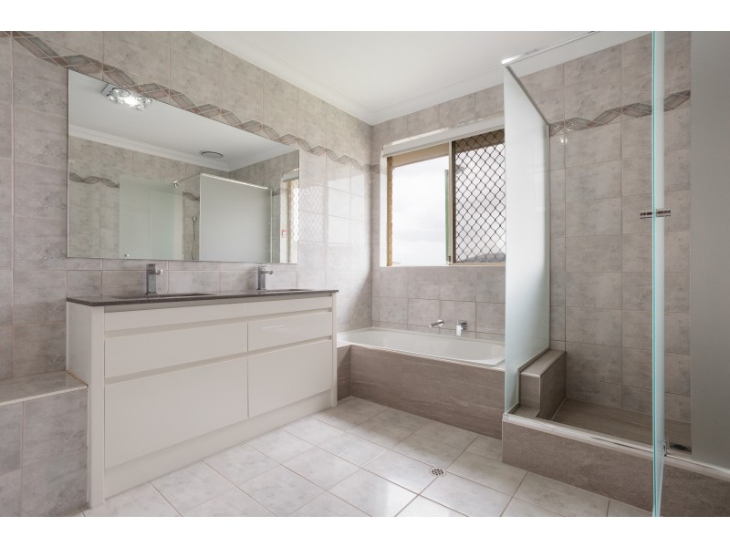 8 Ballart Way, Dianella WA 6059