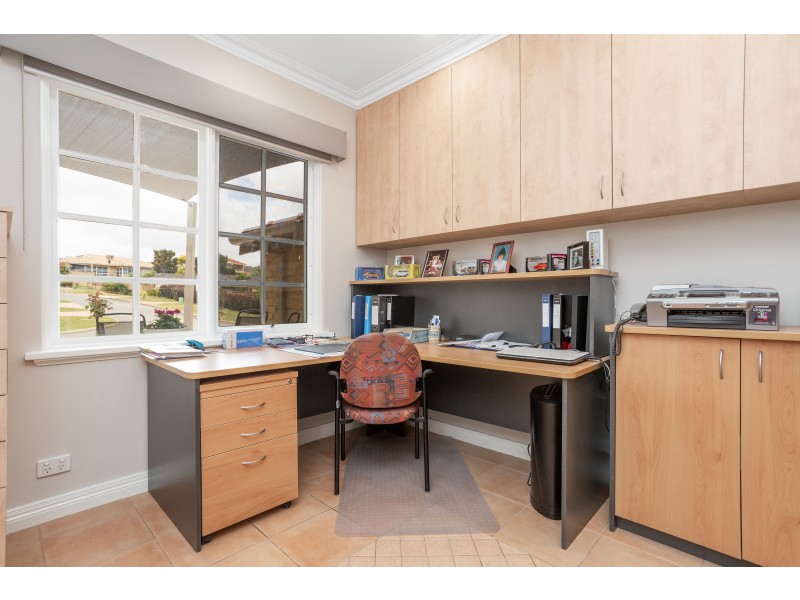 8 Ballart Way, Dianella WA 6059