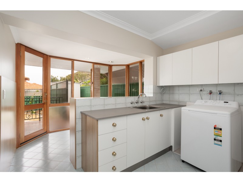 8 Ballart Way, Dianella WA 6059