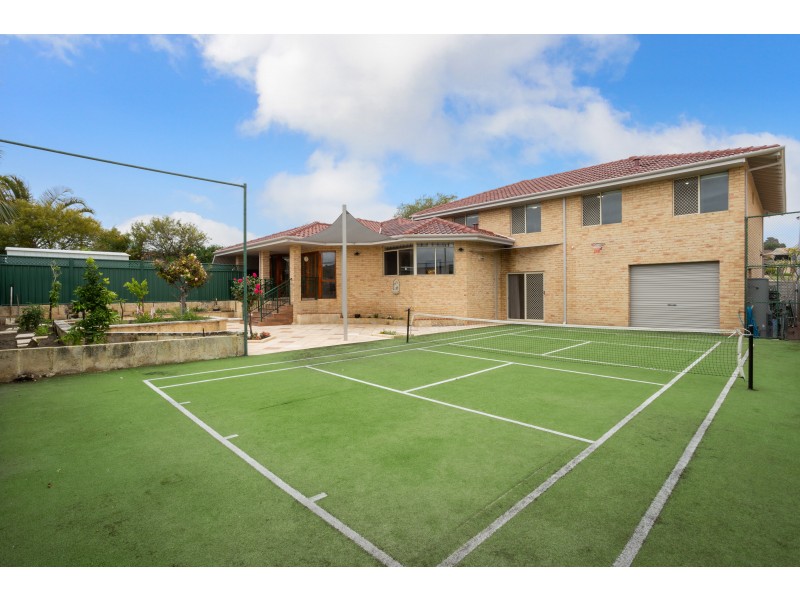 8 Ballart Way, Dianella WA 6059