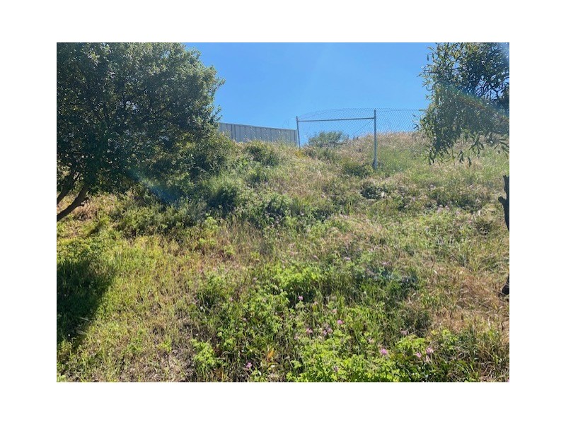 10 MINDEROO CRESCENT, Golden Bay WA 6174