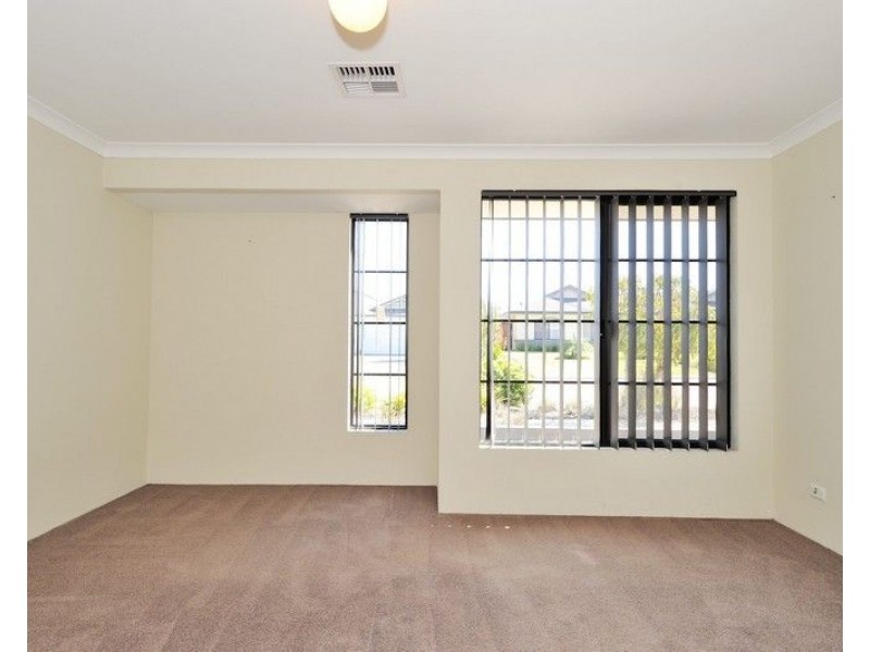 10 STARKE TURN, Ellenbrook WA 6069