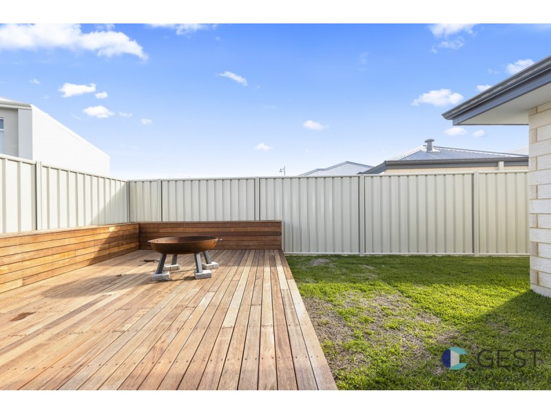 32 Media Crescent, Banksia Grove WA 6031