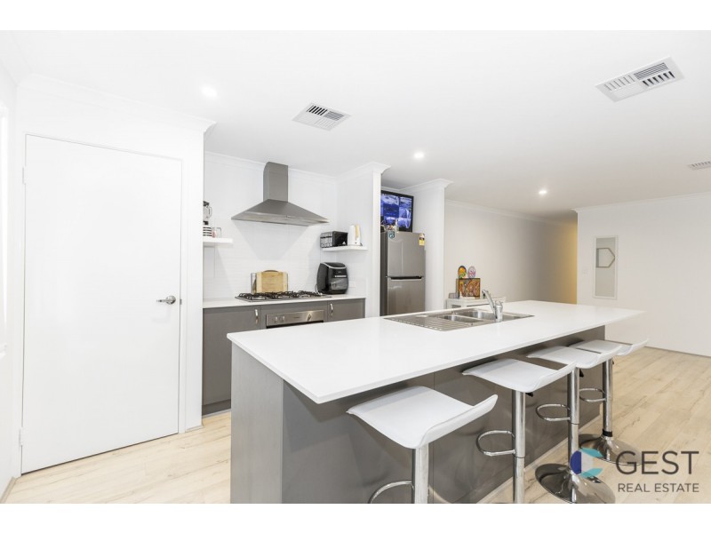 32 Media Crescent, Banksia Grove WA 6031