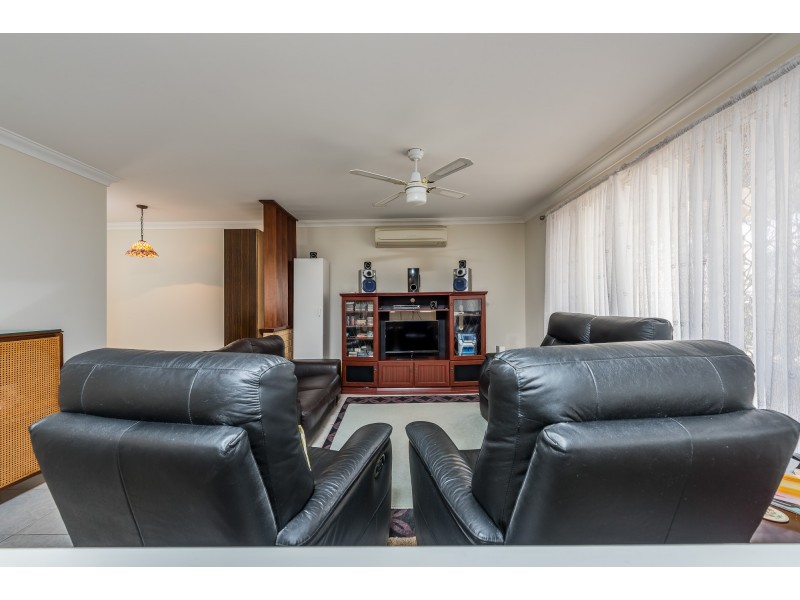 20A FEATHERTOP RISE, Alexander Heights WA 6064