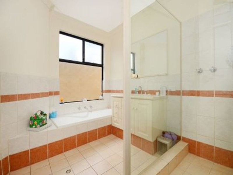 2/389 Hector Street, Yokine WA 6060