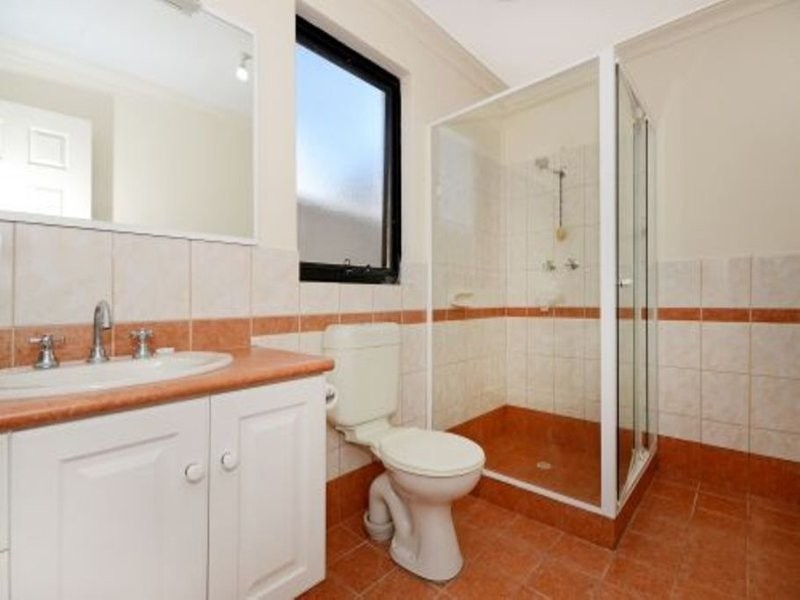 2/389 Hector Street, Yokine WA 6060