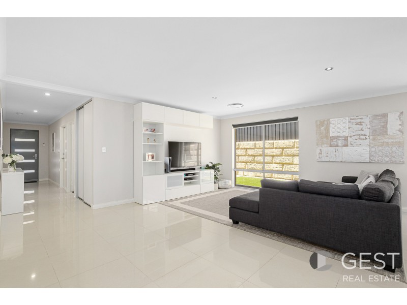 6 SCARVACI RISE, Landsdale WA 6065