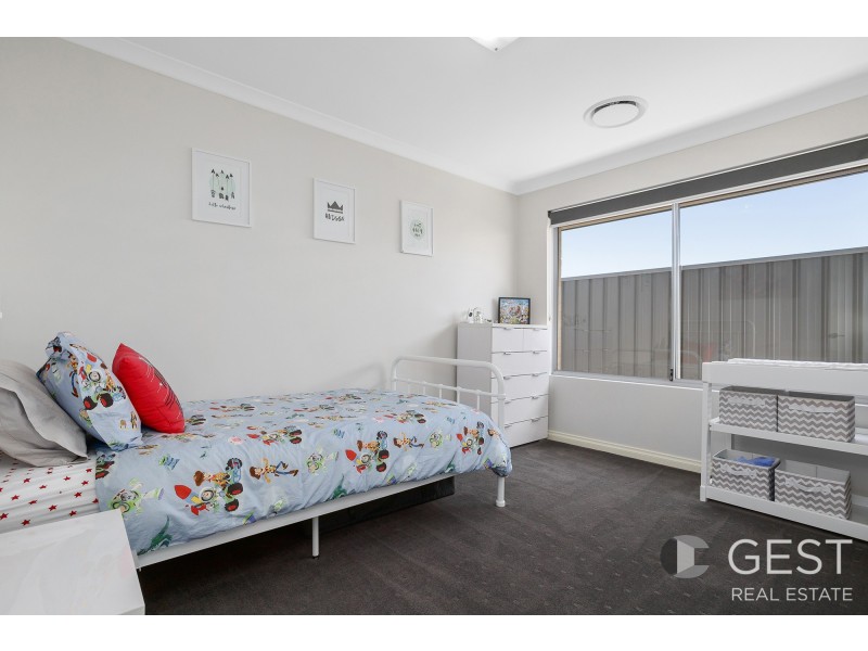 6 SCARVACI RISE, Landsdale WA 6065