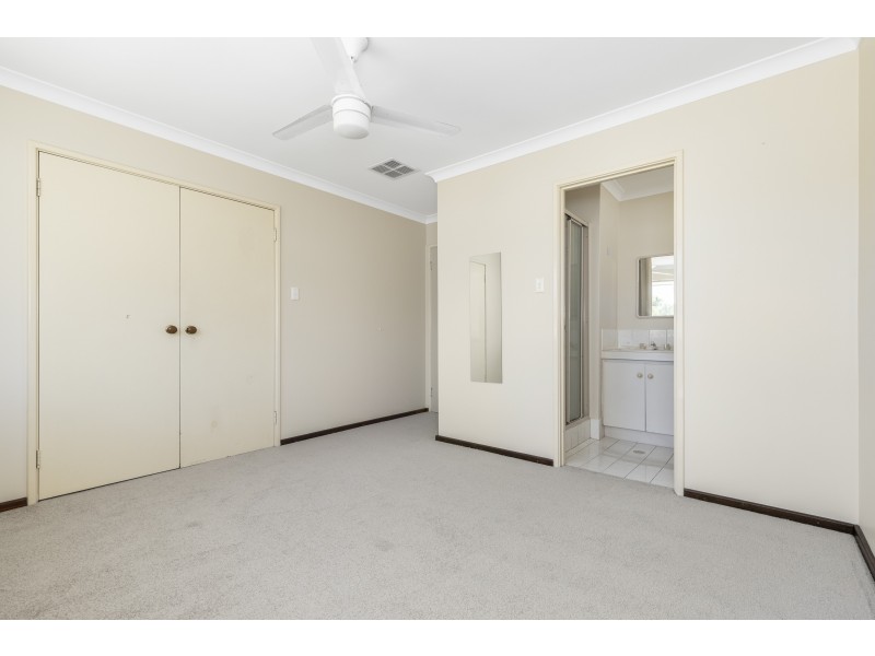 19 PEAK VIEW, Ballajura WA 6066