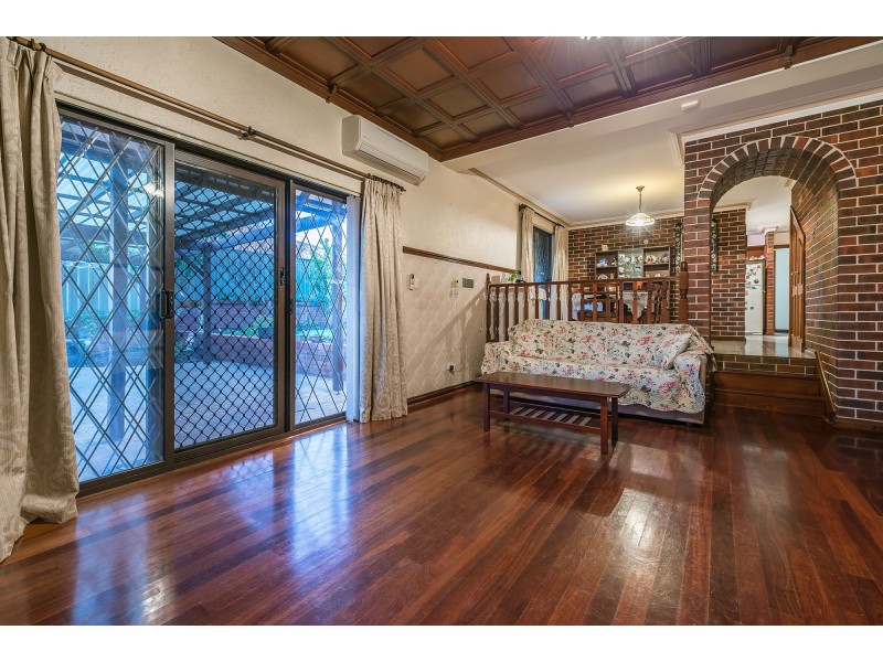 51 RAYNER DRIVE, Landsdale WA 6065