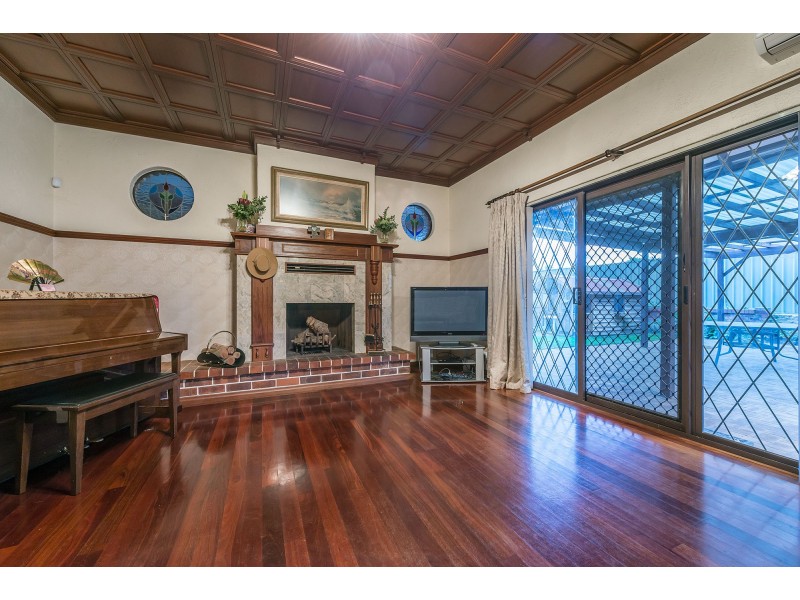 51 RAYNER DRIVE, Landsdale WA 6065