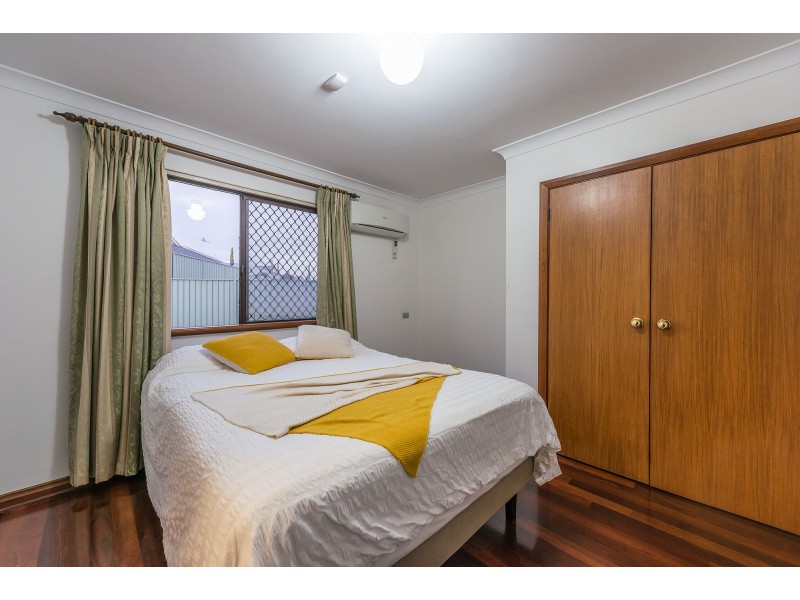 51 RAYNER DRIVE, Landsdale WA 6065