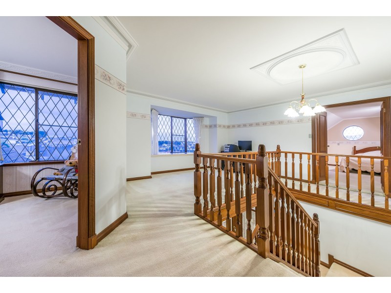 51 RAYNER DRIVE, Landsdale WA 6065