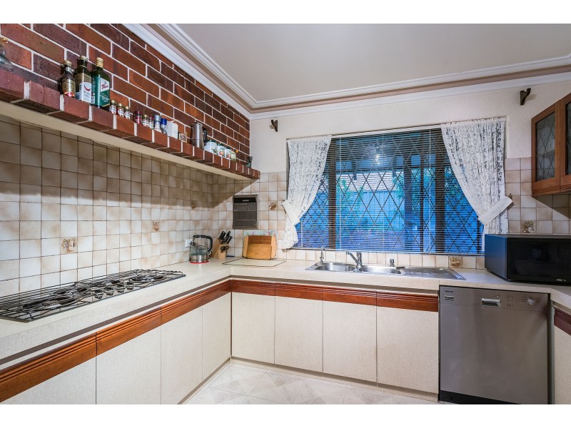 51 RAYNER DRIVE, Landsdale WA 6065