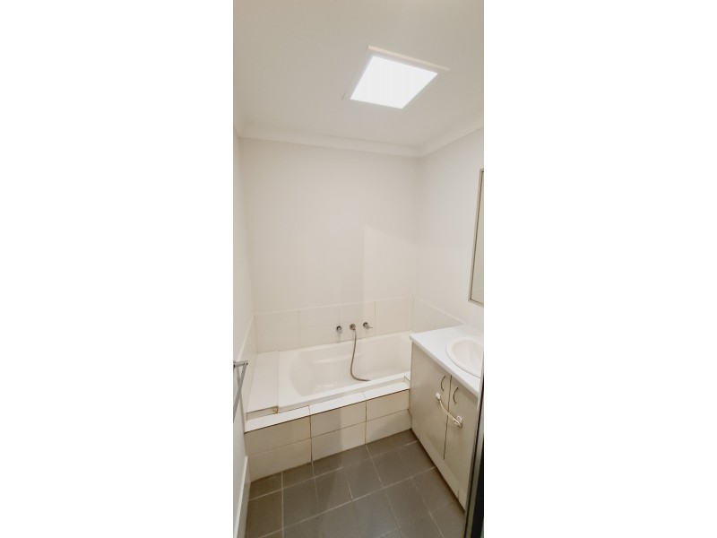 56 BAUER CIRCLE, Banksia Grove WA 6031