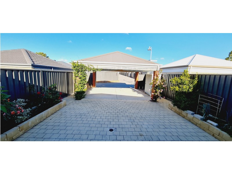 56 BAUER CIRCLE, Banksia Grove WA 6031