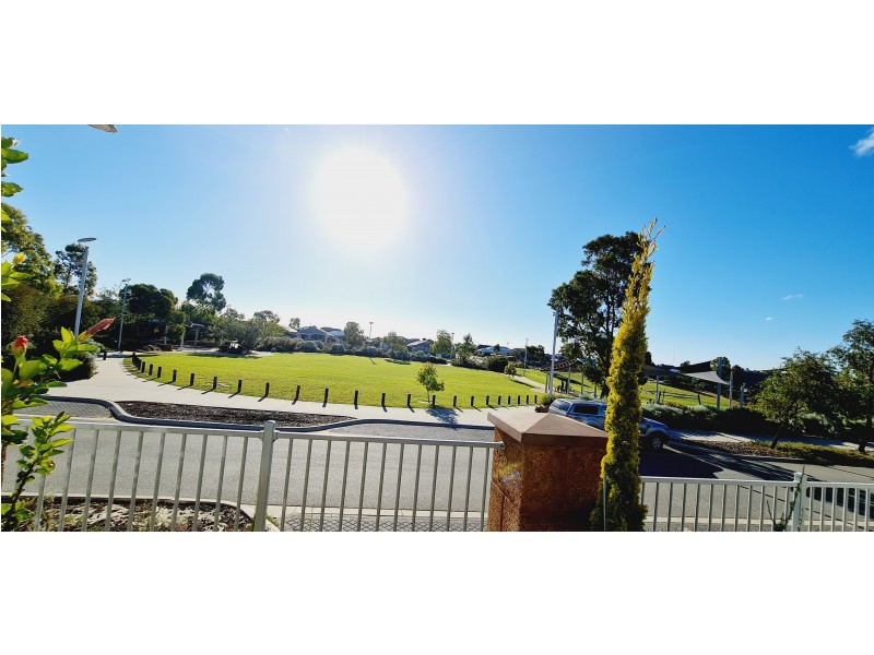 56 BAUER CIRCLE, Banksia Grove WA 6031
