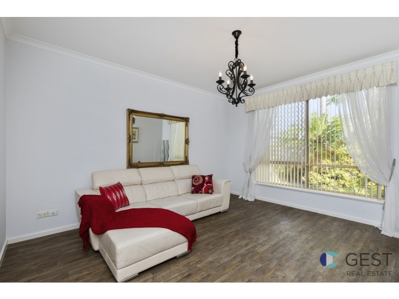 11 QUAIL GROVE, Ballajura WA 6066