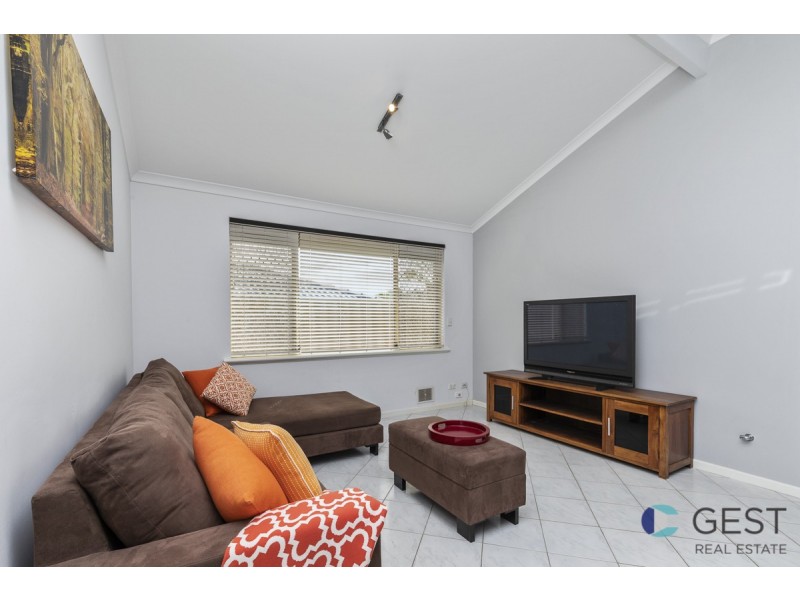 11 QUAIL GROVE, Ballajura WA 6066