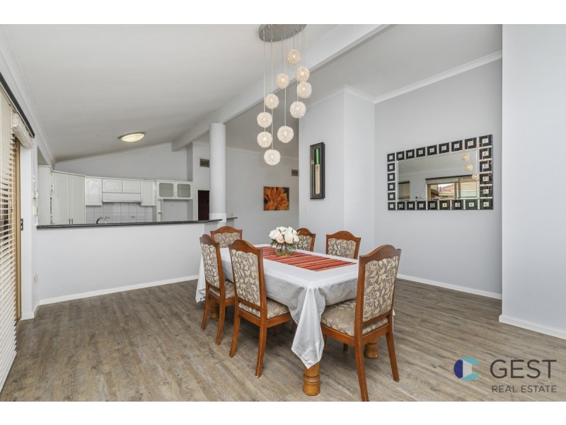 11 QUAIL GROVE, Ballajura WA 6066