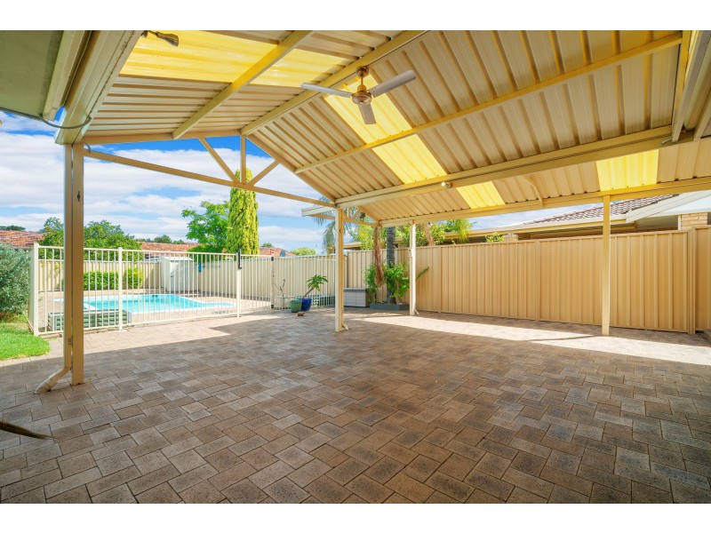 172 MORLEY DRIVE, Eden Hill WA 6054