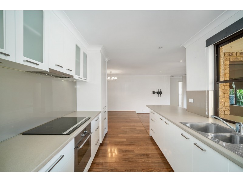 172 MORLEY DRIVE, Eden Hill WA 6054