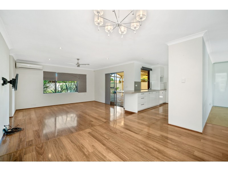 172 MORLEY DRIVE, Eden Hill WA 6054