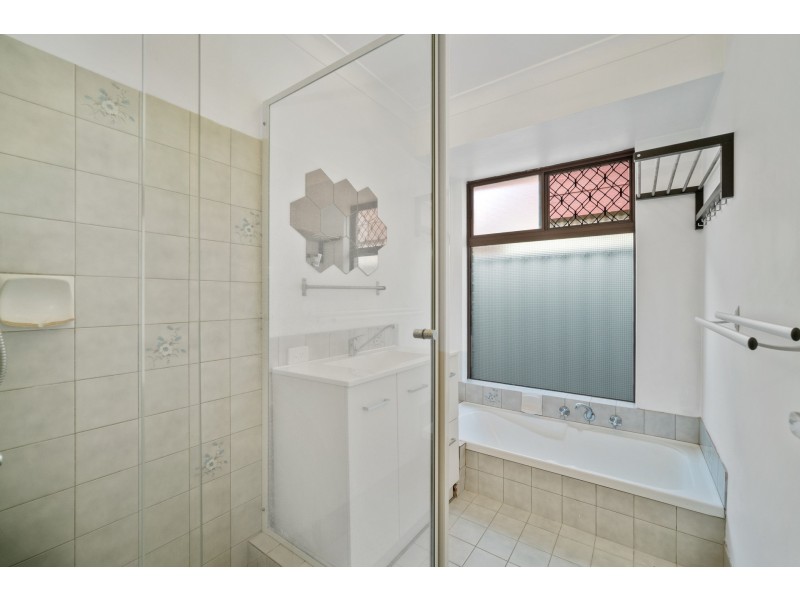 172 MORLEY DRIVE, Eden Hill WA 6054