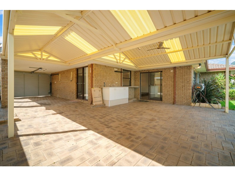 172 MORLEY DRIVE, Eden Hill WA 6054