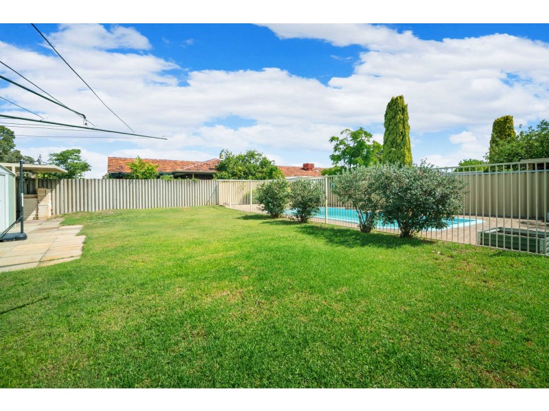 172 MORLEY DRIVE, Eden Hill WA 6054