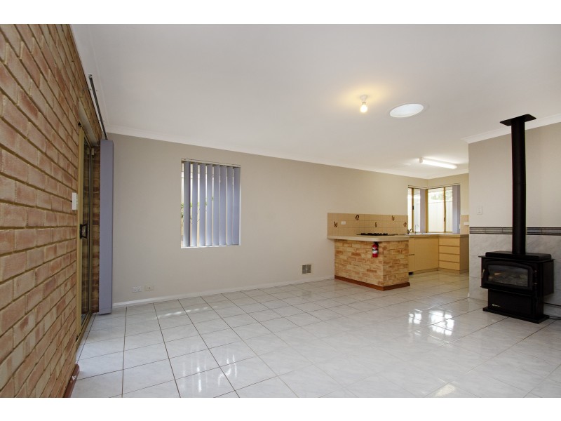 3A WHITCOMBE WAY, Alexander Heights WA 6064