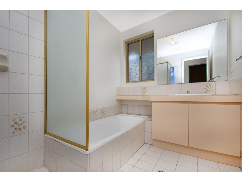 3A WHITCOMBE WAY, Alexander Heights WA 6064